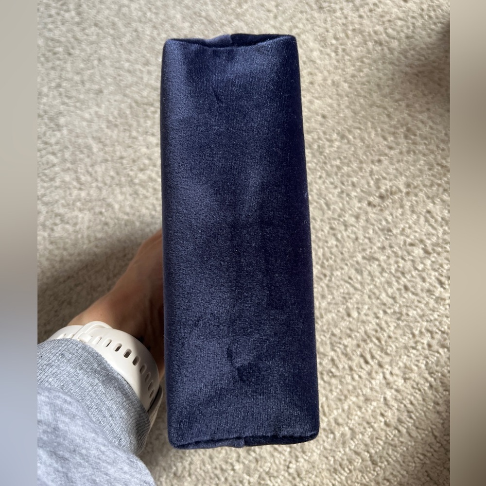 Christian Dior Navy Blue Velvet Cosmetic Pouch - Picture 3 of 6